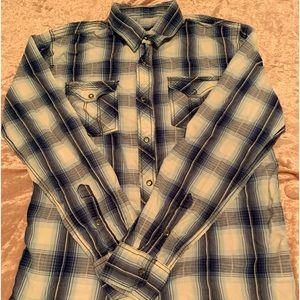 Cute plaid shirt ❤️